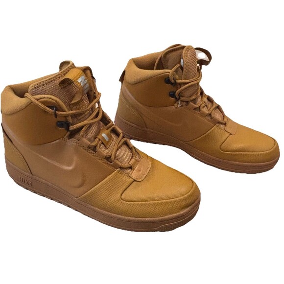 Nike Path Winter BQ4223-700 Men's Size 10.5 Wheat Boots Waterproof - Picture 1 of 9